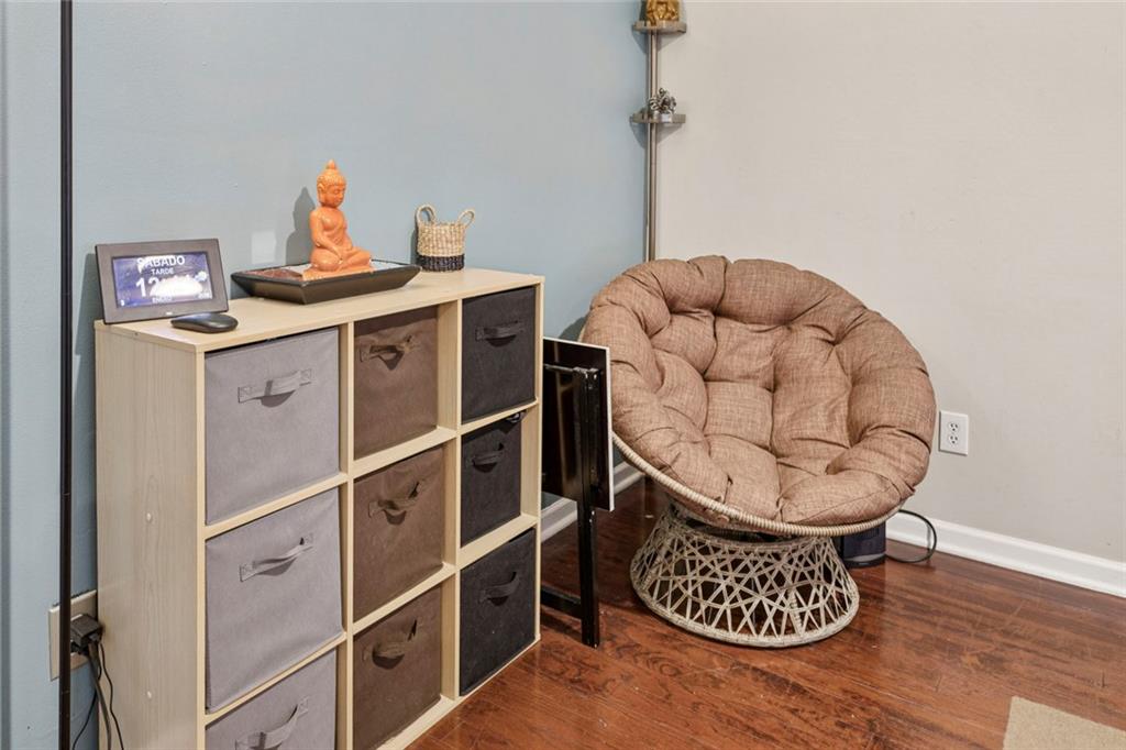 1257 Gates Circle SE