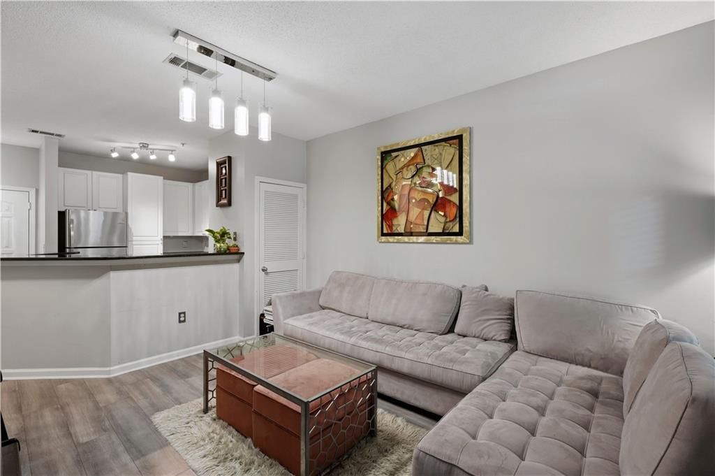 10 Perimeter Summit Boulevard NE 4131