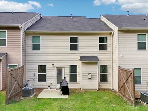 A home in Powder Springs