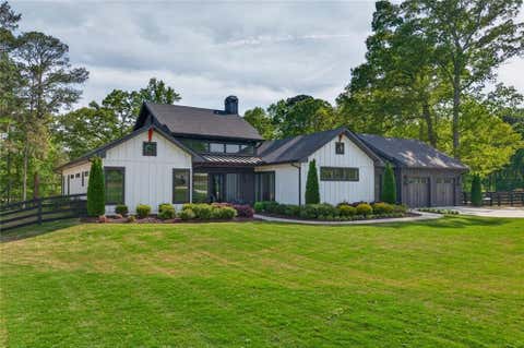 Homes For Sale - 598 Roper Road<br/> Canton, GA 30115
