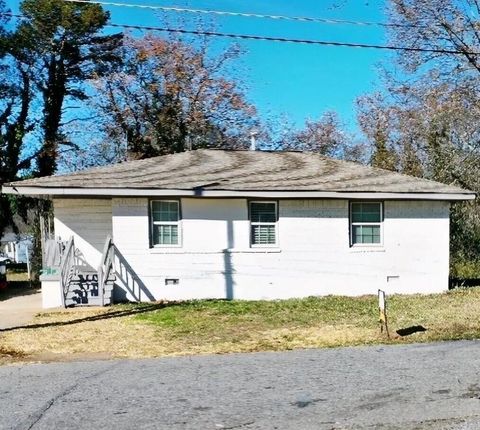 372 Second Street Forest Park GA 30297