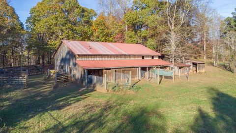 A home in Dawsonville