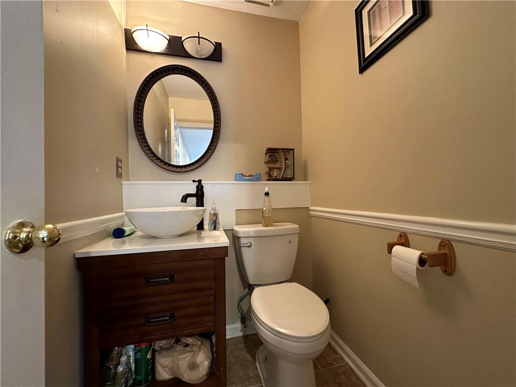 3889 Sidney Lanier Boulevard, Duluth, Georgia image 9
