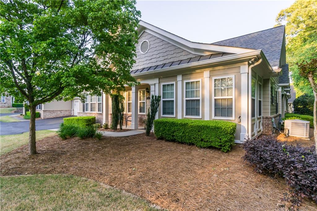 2623 Grapevine Circle #602, Cumming, Georgia image 4