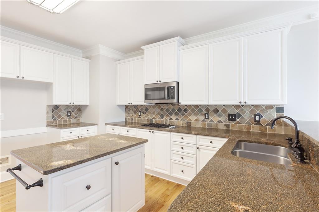 6236 Benbrooke Drive, Acworth, Georgia image 13