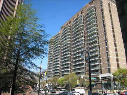WINDSOR OVER PEACHTREE - Residential
