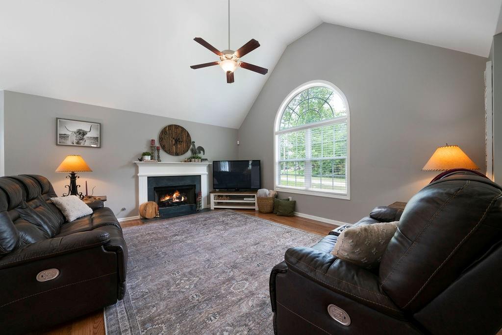 1394 Rainey Road