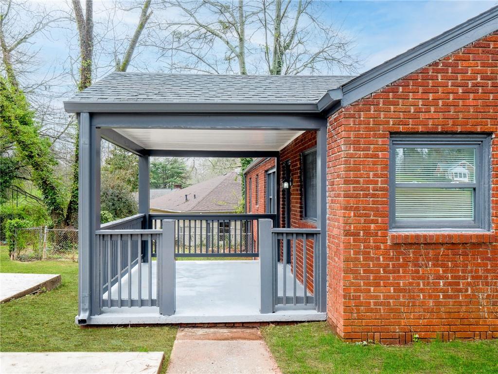 1652 Brewer Boulevard SW