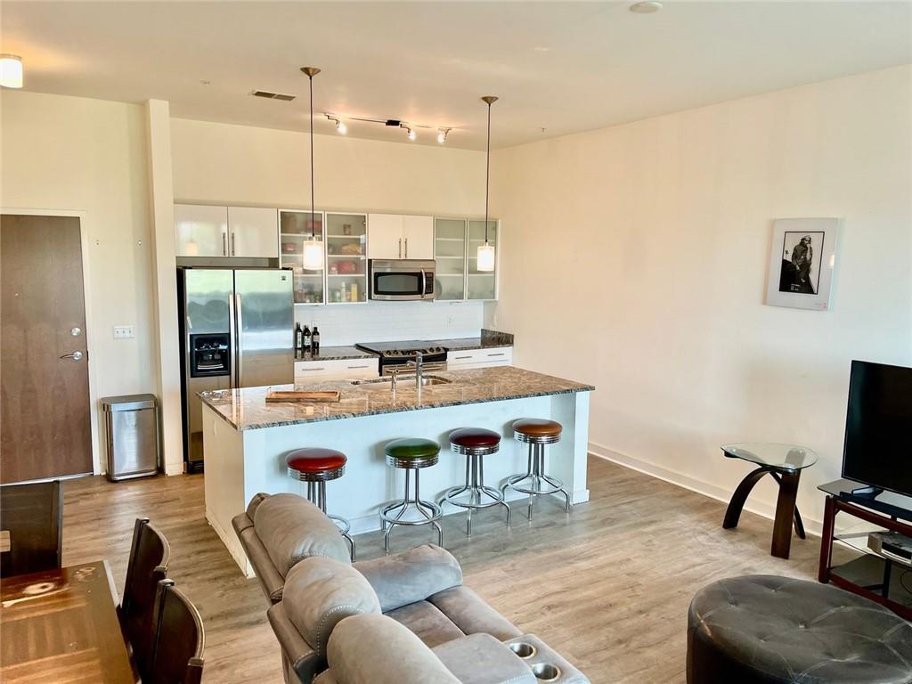 333 Nelson Street SW 336
