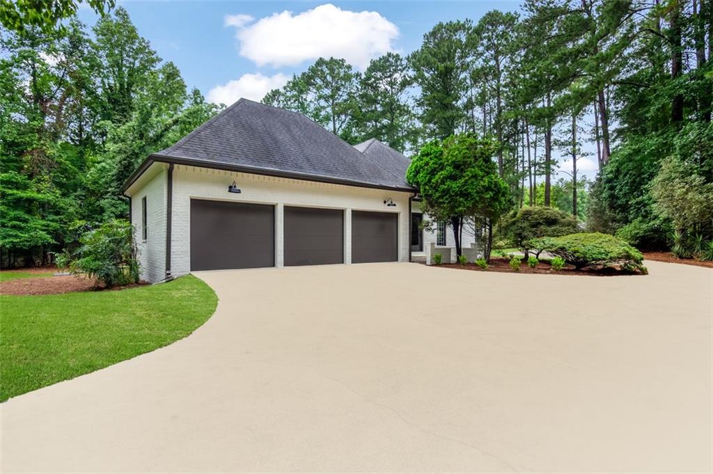 120 Emerald Lane