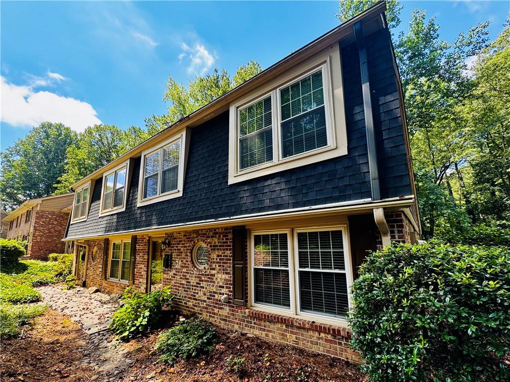 2471 Northlake Court NE
