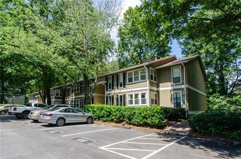 Condo For Rent - 5157 Roswell Road #2<br/> Atlanta, GA 30342