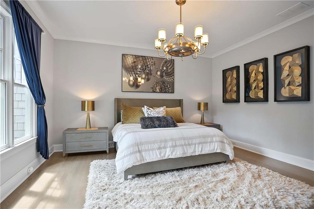 The Oaks At Mill Pond - Residential