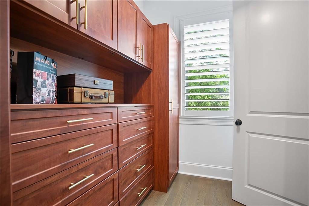 The Oaks At Mill Pond - Residential