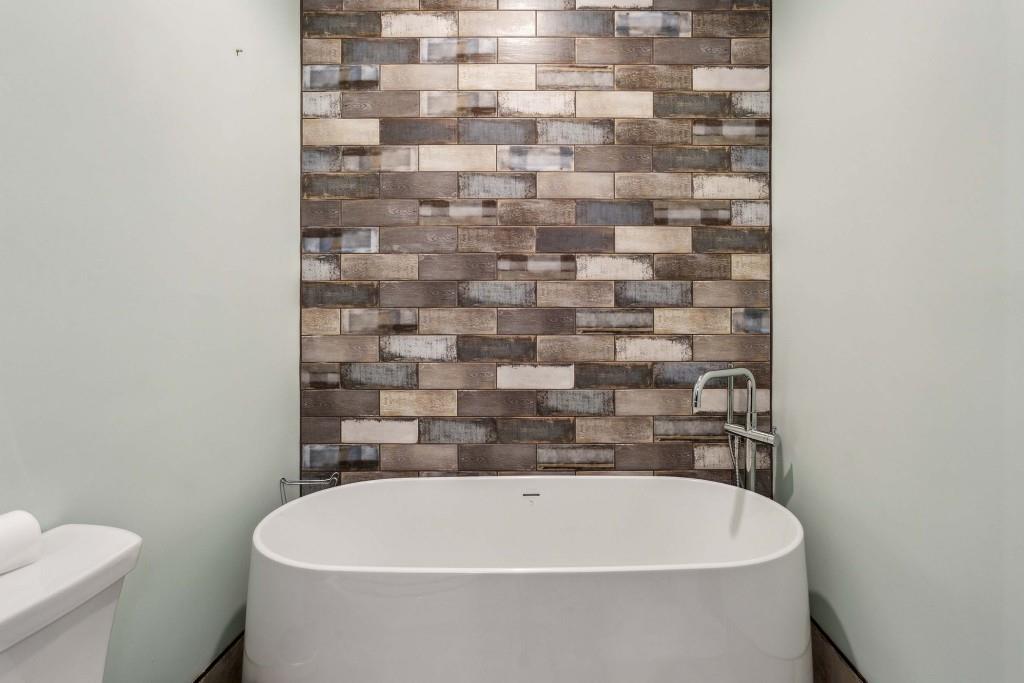 The Oaks At Mill Pond - Residential