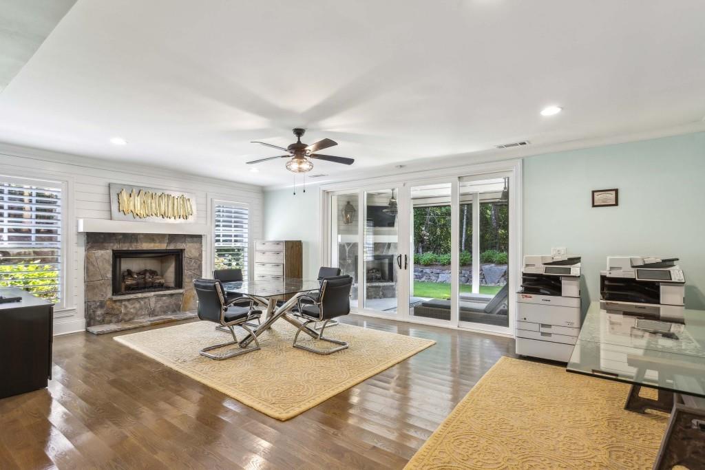 The Oaks At Mill Pond - Residential