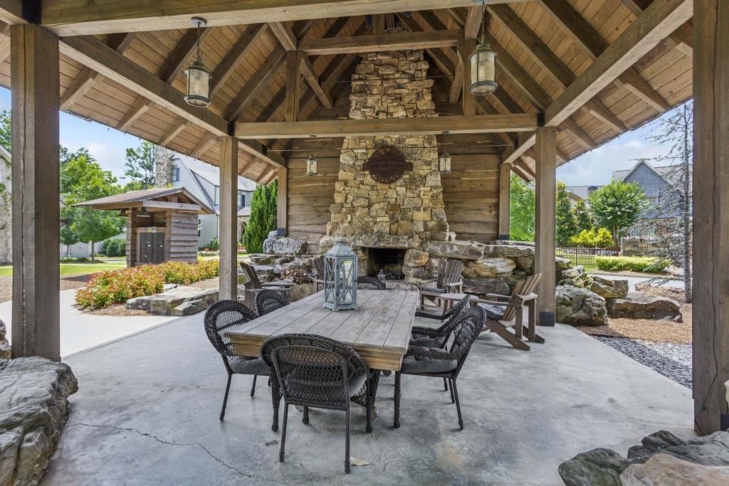 The Oaks At Mill Pond - Residential