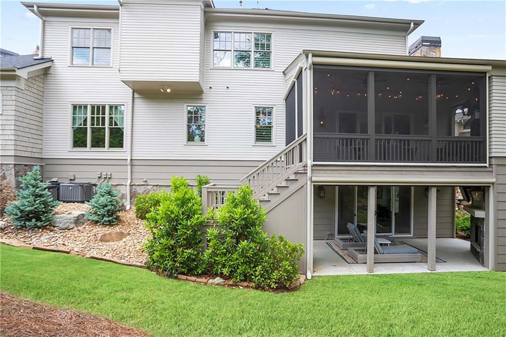 The Oaks At Mill Pond - Residential