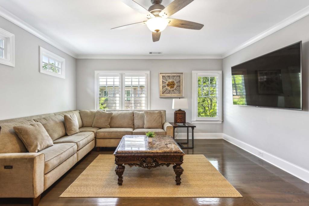 The Oaks At Mill Pond - Residential