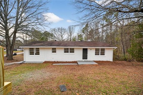 Homes For Sale - 102 Tempie Lane<br/> Covington, GA 30016