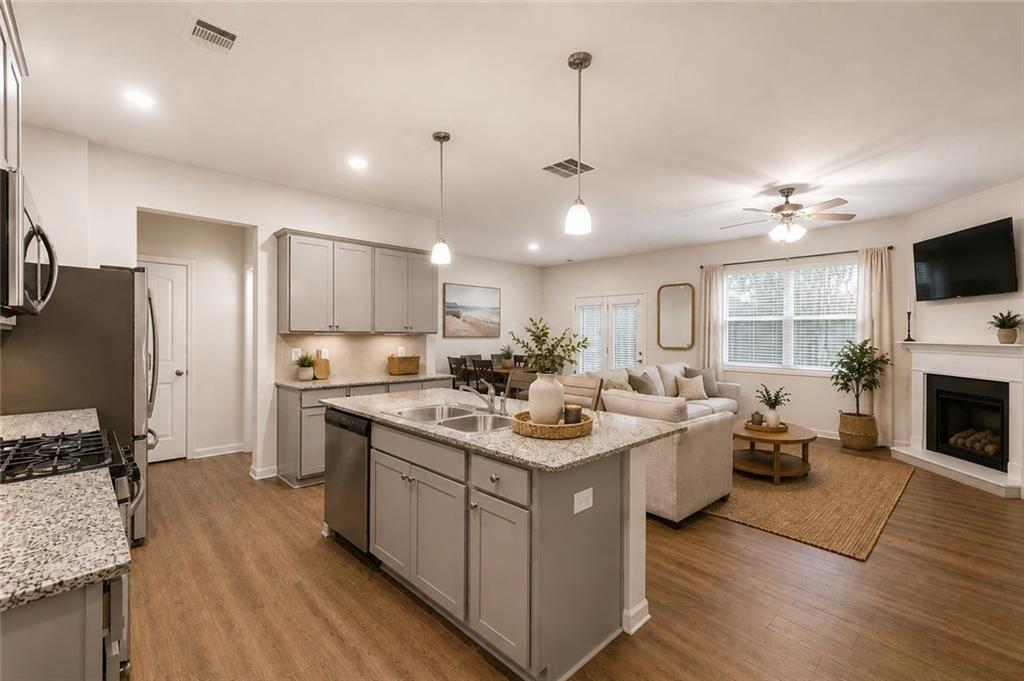 120 Woodhouse Circle