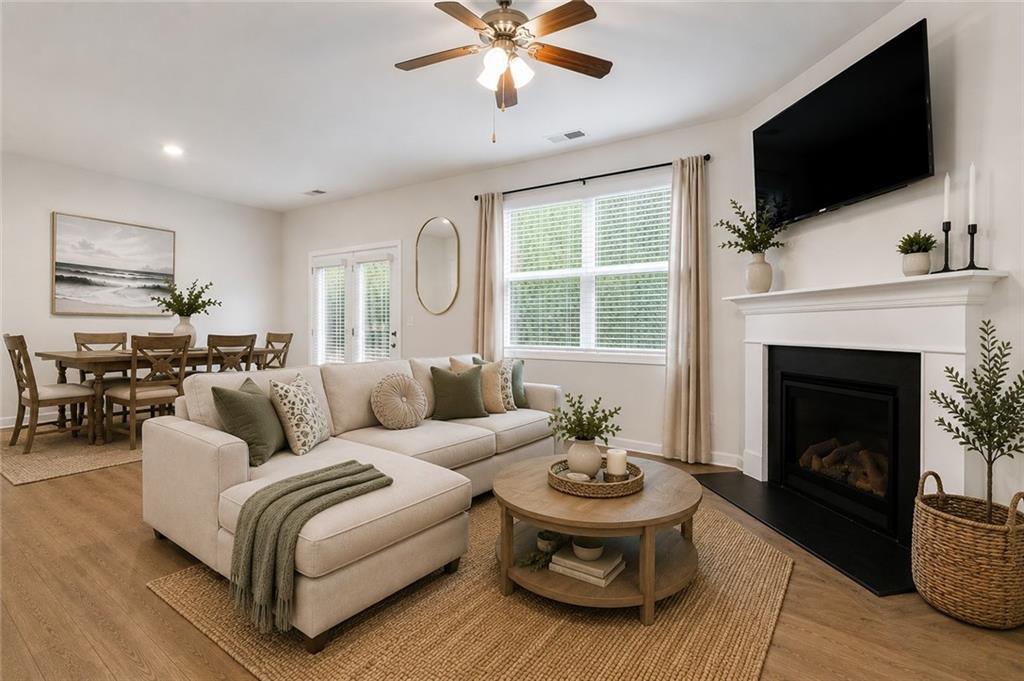 120 Woodhouse Circle