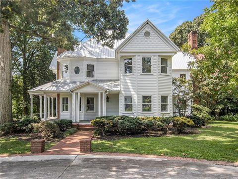 A home in Powder Springs