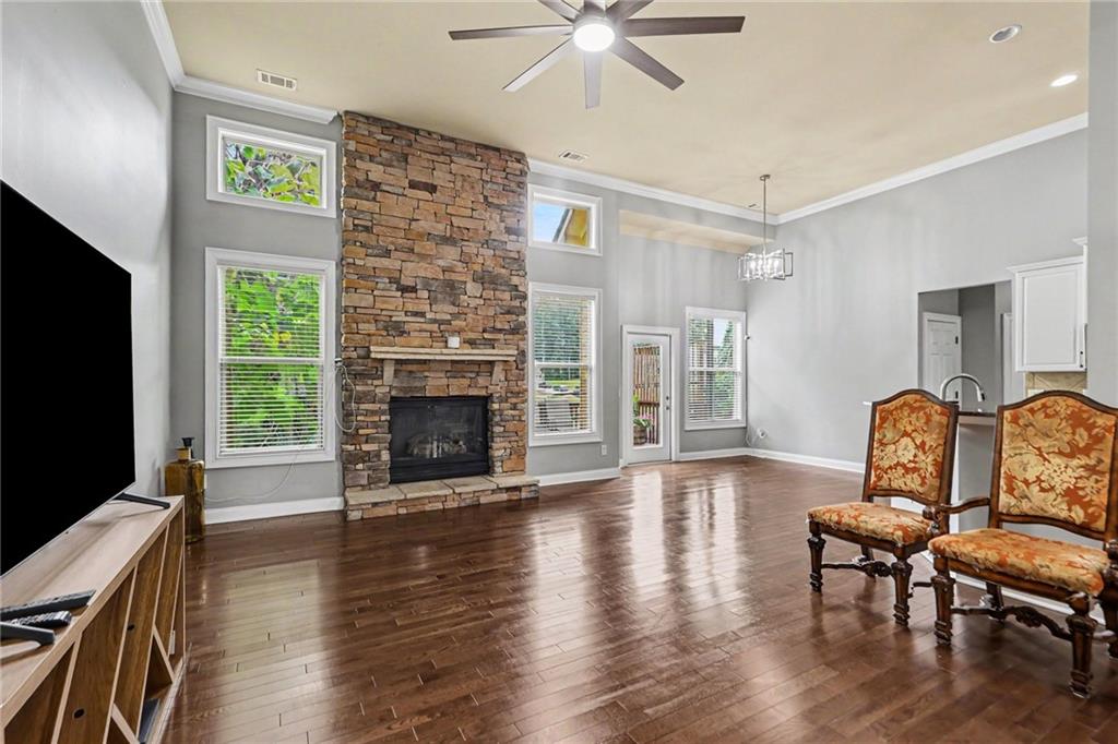 310 Hawks Ridge
