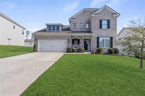 Homes For Sale - 7378 Embassy Trace<br/> Riverdale, GA 30296