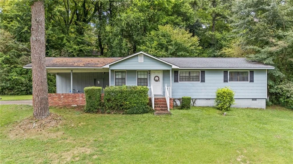 111 Friar Tuck Road NE