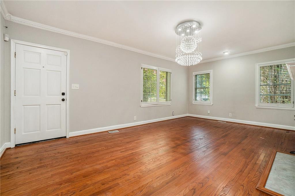 961 Lindbergh Drive NE