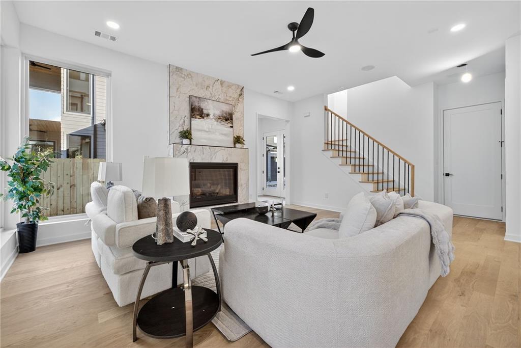 163 Walthall Street SE B