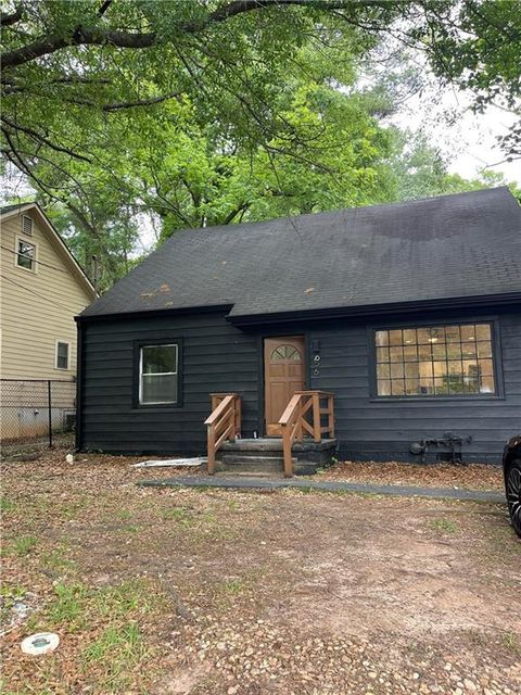 956 SW Oakland Drive SW Fulton GA 30310
