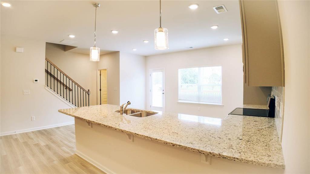 102 Jacobs Farm Lane 40