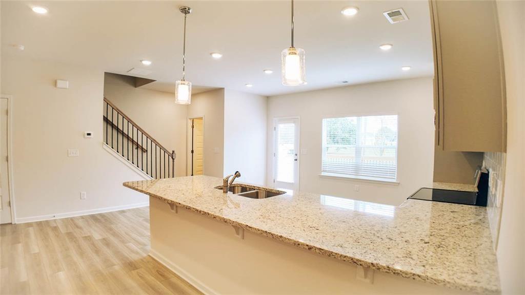 102 Jacobs Farm Lane 40