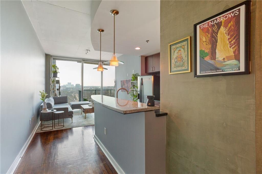 361 17th Street NW 1807