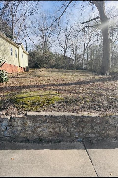 521 Paines Avenue Atlanta GA 30318