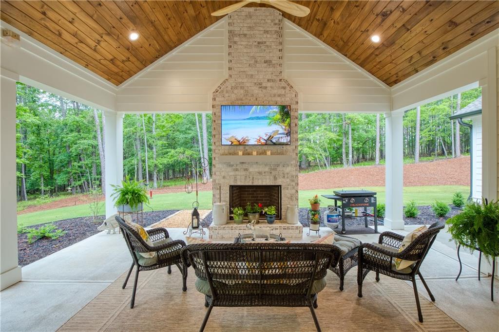 1050 Forrest Highlands, Greensboro, Georgia image 48