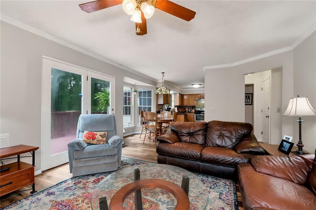 2621 Garland Way
