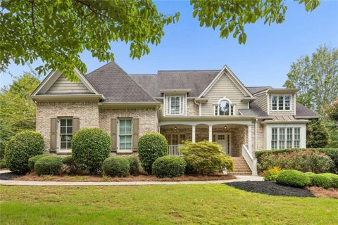 Homes For Sale - 12350 Charlotte Drive<br/> Alpharetta, GA 30004