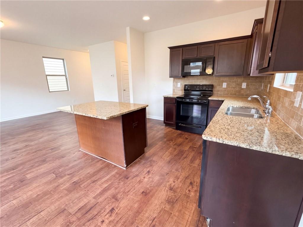 11828 Lovejoy Crossing Boulevard