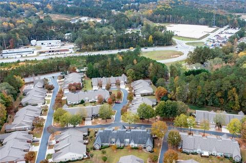 A home in Powder Springs