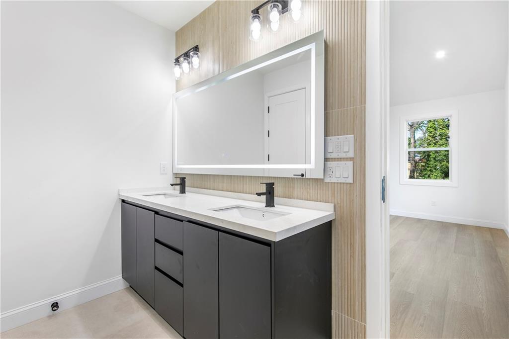 1247 Bridges Avenue #B, Atlanta, Georgia image 20