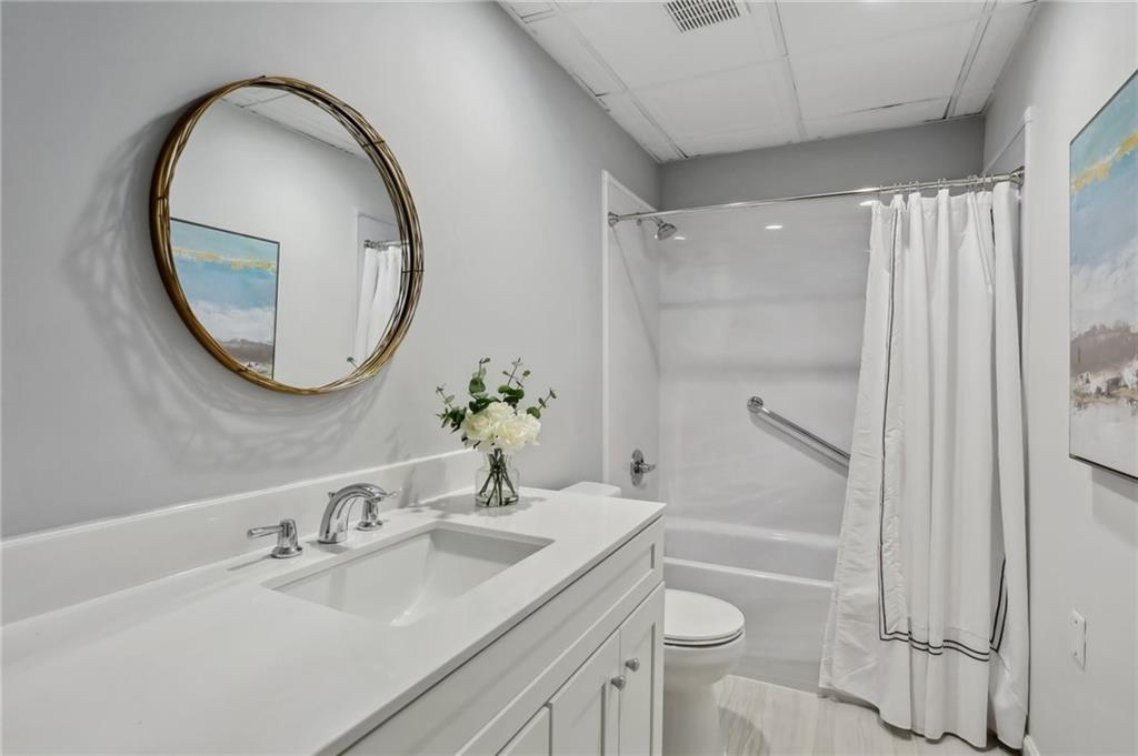 1165 Lea Drive, Roswell, Georgia image 33