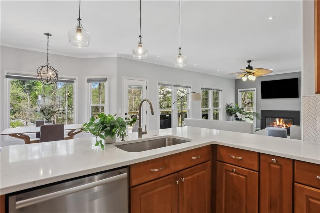 1165 Lea Drive, Roswell, Georgia image 13