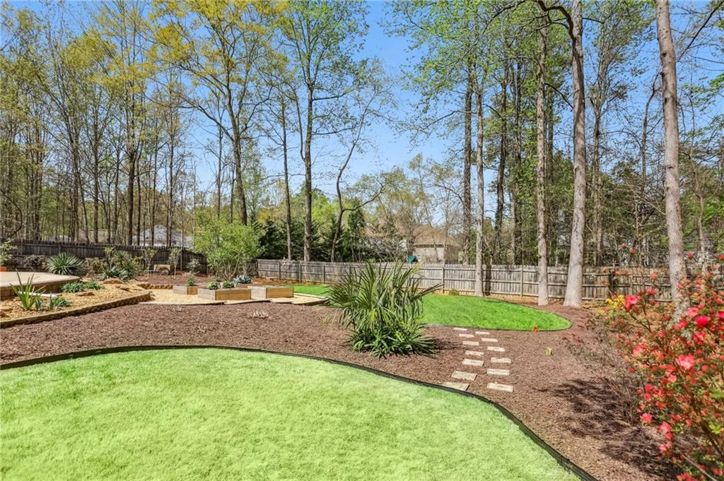 1165 Lea Drive, Roswell, Georgia image 35