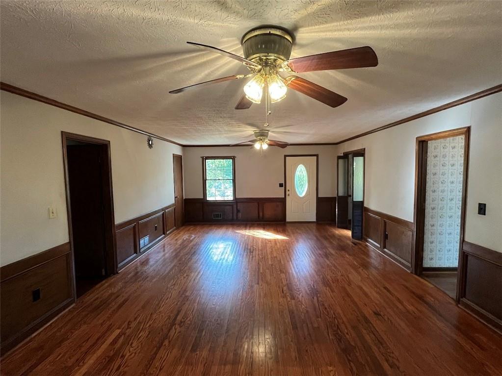 1709 Oak Ridge Circle, Stone Mountain, Georgia image 4
