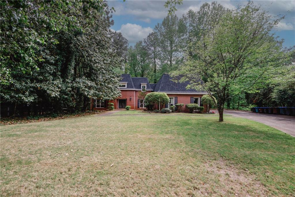 110 Vistacrest Way, Roswell, Georgia image 2