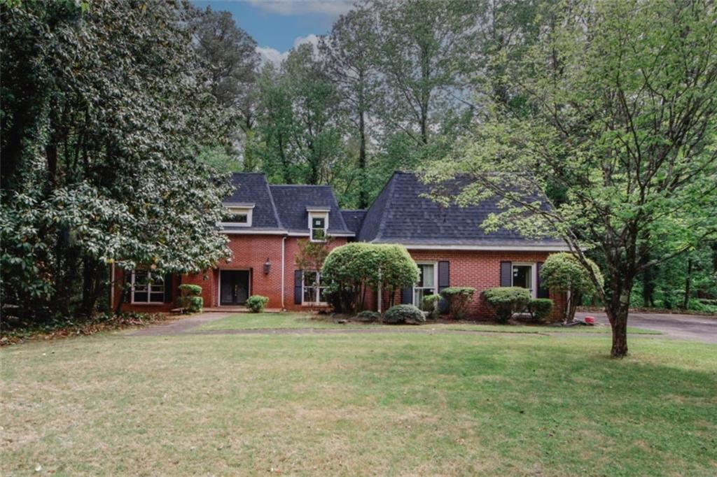 110 Vistacrest Way, Roswell, Georgia image 1