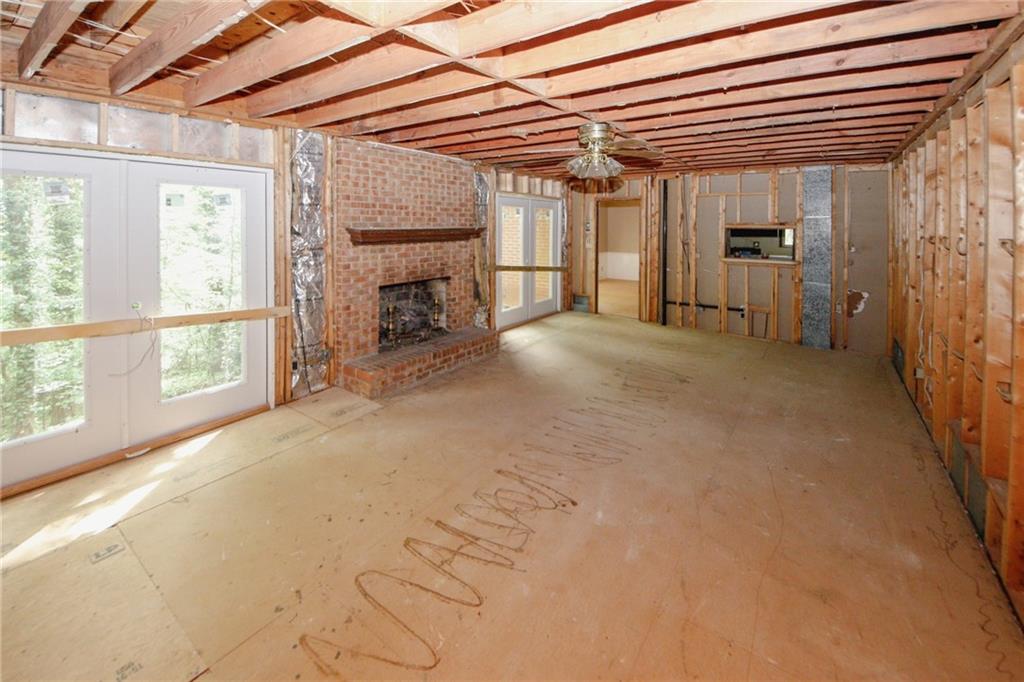 110 Vistacrest Way, Roswell, Georgia image 17